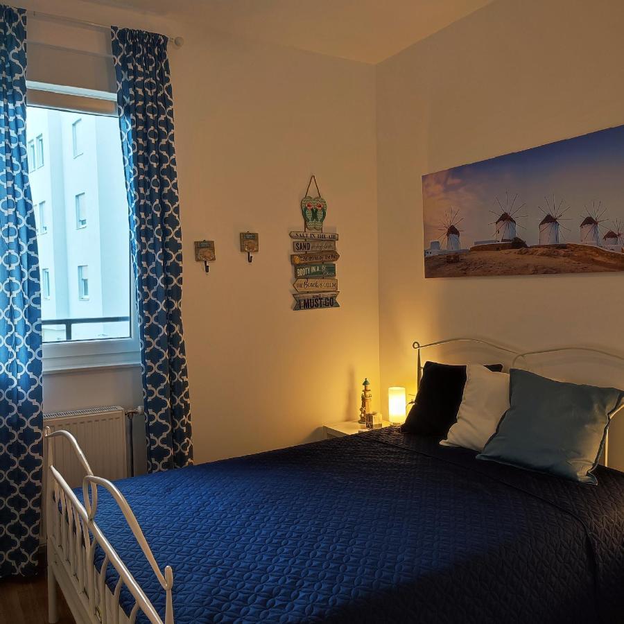 Center Firefly Gardens Apartment Novi Sad Exteriör bild